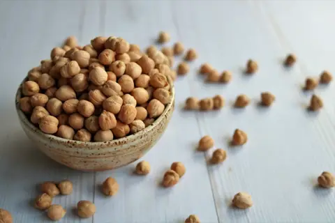 Calmer la faim, les réflexes qui apaisent l’appétit